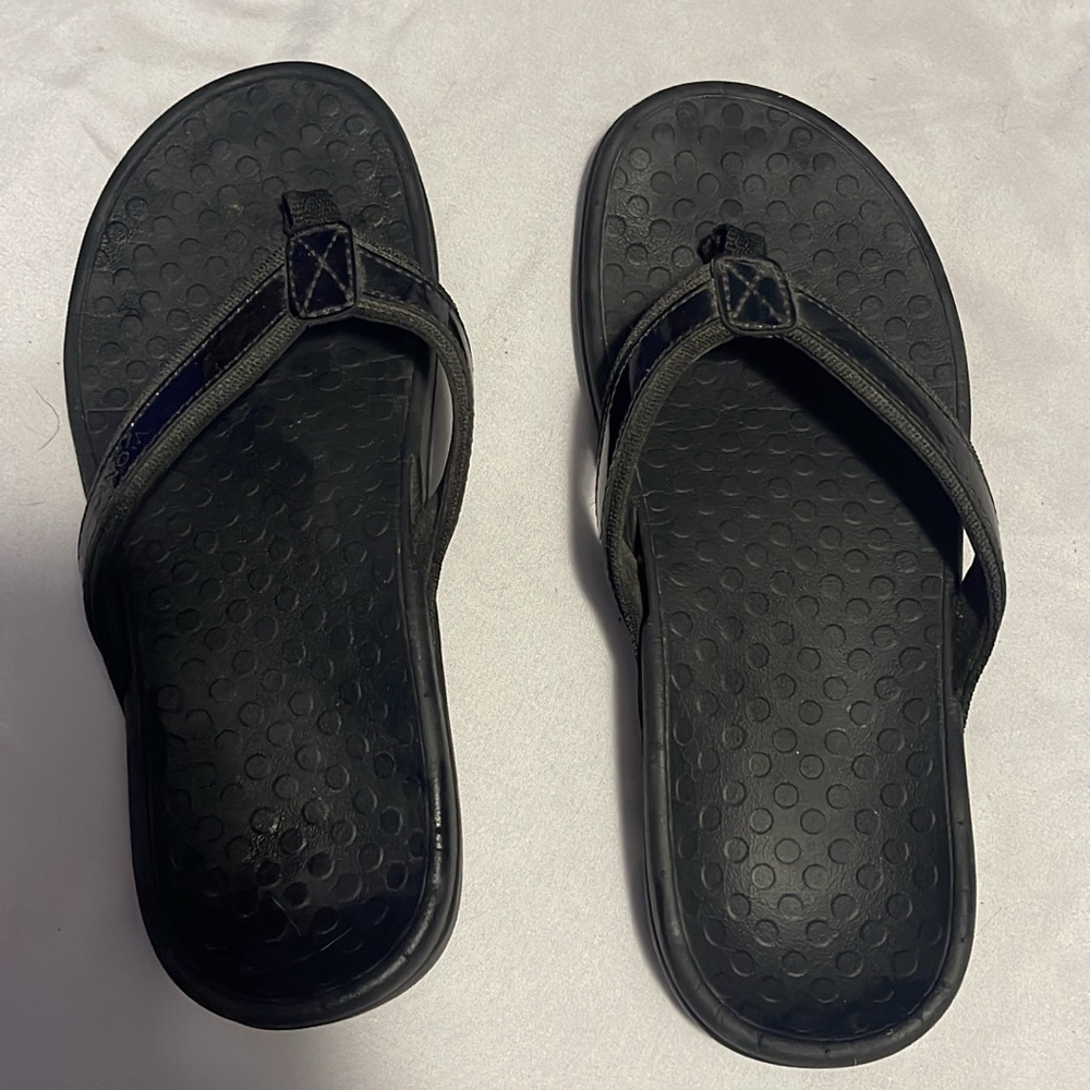 Vionic Orthoheel sandals